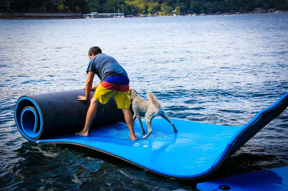 Dimensioni personalizzate Color Foam Mat galleggiante resistente alle lacrime Pad d'acqua Xpe a cellula chiusa