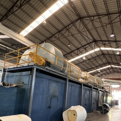 Macchina per la produzione di schiuma per forno a tre sezioni