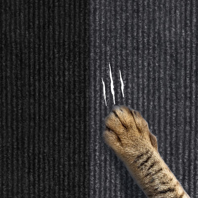 Tappetino tiragraffi autoadesivo rifilabile bianco latte per la protezione dei gradini